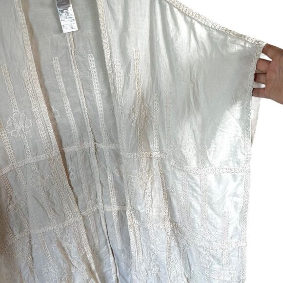 Chico’s Floral Embroidered Neutral Kaftan Ruana Wrap - Picture 4 of 9